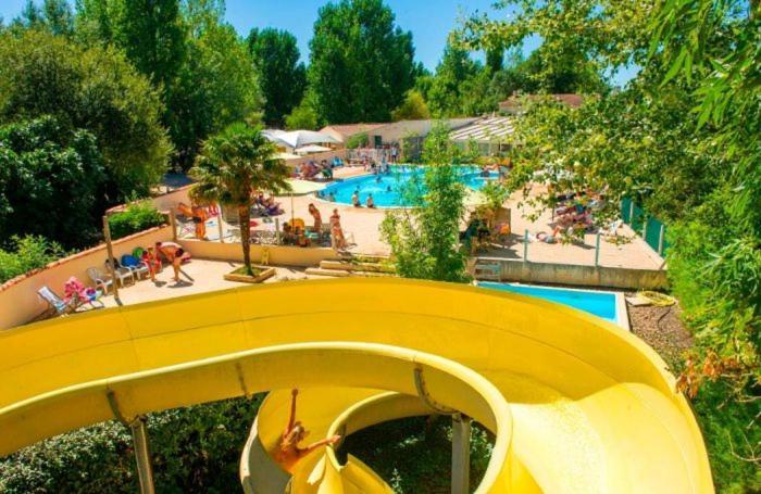 Апартаменты Camping Tranche Sur Mer Angles  Экстерьер фото